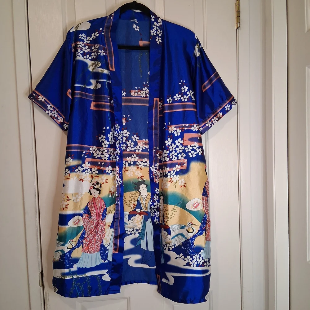 Royal Blue Satin Kimono Jacket with Geisha Print - Picture 15 of 15